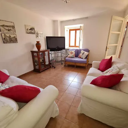 R29 Casa Singola Con Ampio Terrazzo * 努马纳