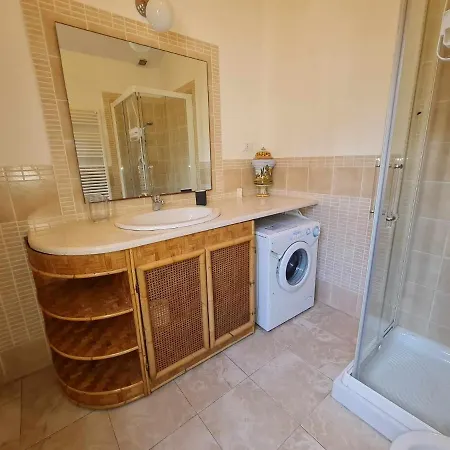 R29 Casa Singola Con Ampio Terrazzo Апартаменты
